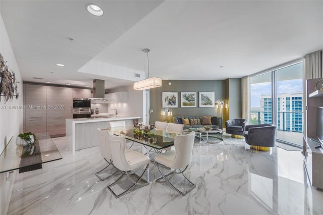 3 of 46 - 17111 Biscayne Blvd 2303, North Miami Beach, FL