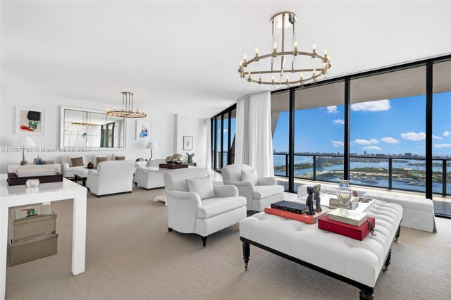2 of 98 - 1000 Biscayne Blvd 3701, Miami, FL
