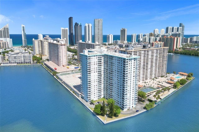 2 of 58 - 301 174th St 1701, Sunny Isles Beach, FL