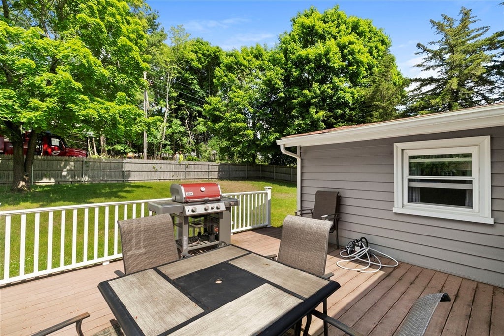 65 Casperson Ave, North Kingstown Property Listing MLS® 1360226