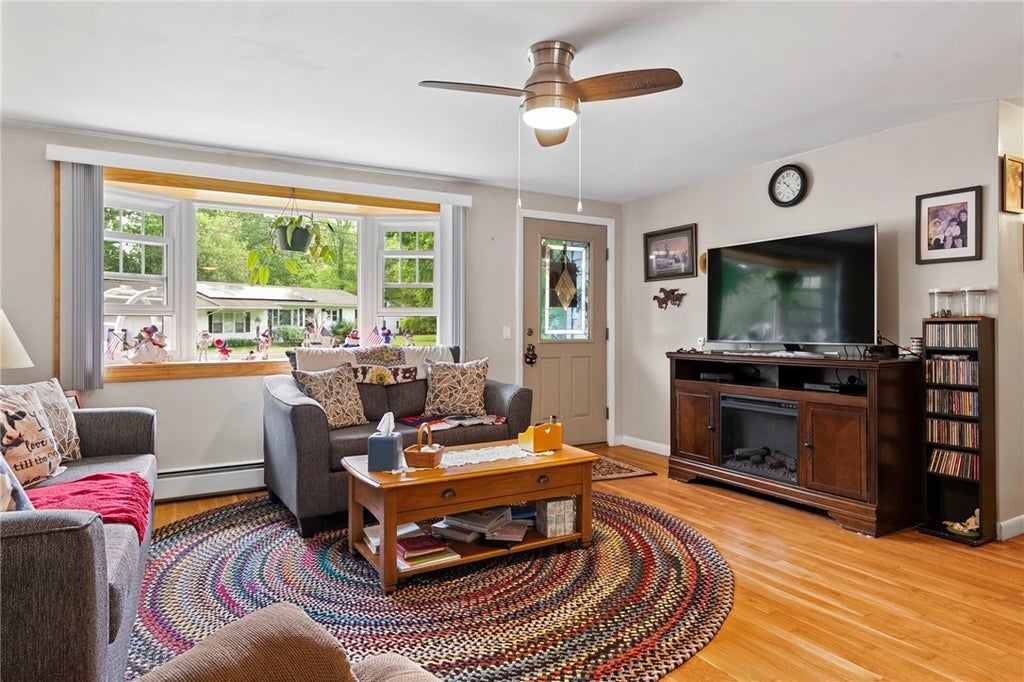 65 Casperson Ave, North Kingstown Property Listing MLS® 1360226