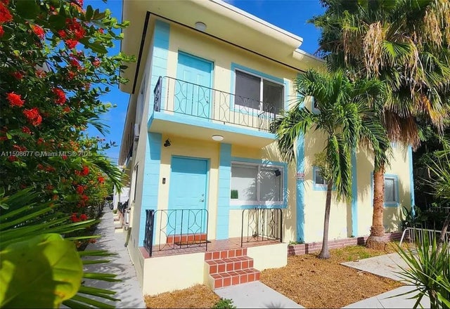 1 of 10 - 1135 Euclid Ave 104, Miami Beach, FL