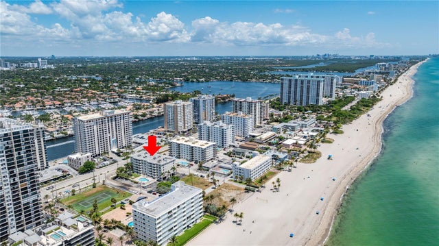 4 of 47 - 1901 S Ocean Dr 207, Hollywood, FL