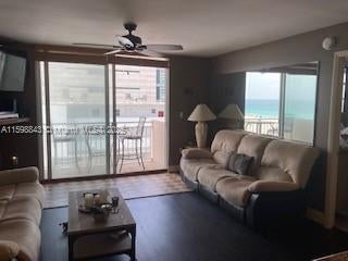 5 of 32 - 345 Ocean Dr 714, Miami Beach, FL