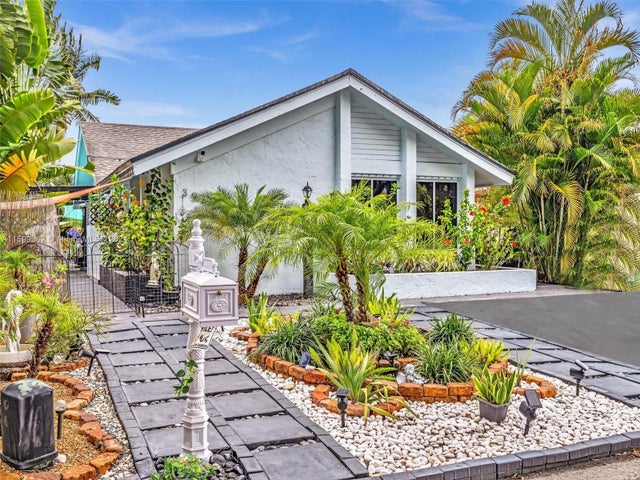 2 of 77 - 3960 Sw 84th Ter, Davie, FL