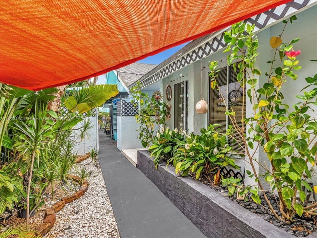 5 of 77 - 3960 Sw 84th Ter, Davie, FL