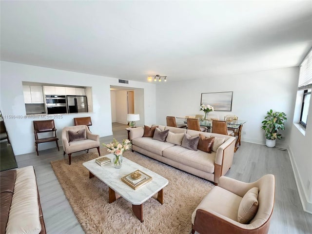 1 of 48 - 18151 Ne 31st Ct 1404, Aventura, FL