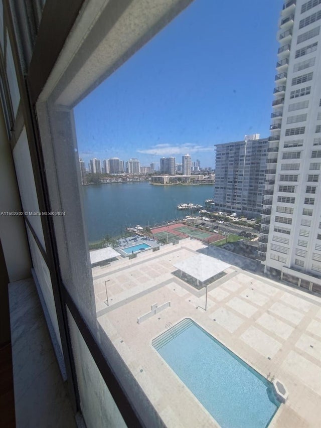 1 of 28 - 2780 Ne 183rd St 1402, Aventura, FL