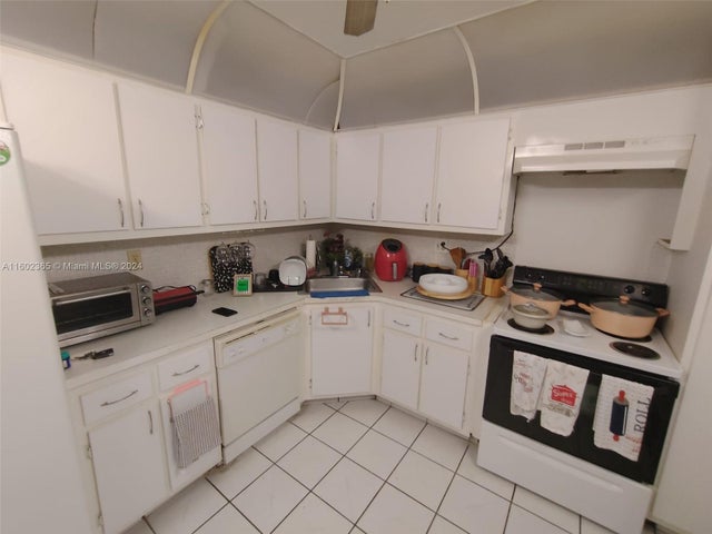 3 of 14 - 2780 Ne 183rd St 1903, Aventura, FL