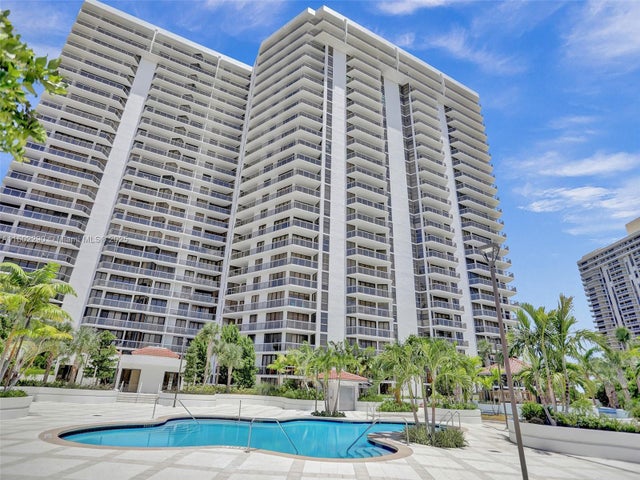 1 of 49 - 20281 E Country Club Dr 305, Aventura, FL