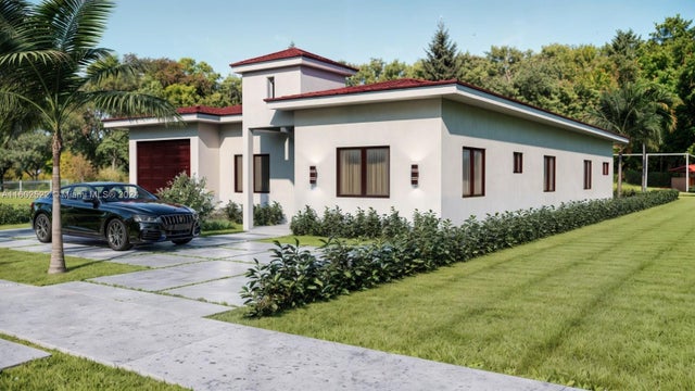 2 of 6 - 904 Ne 5th Ave, Homestead, FL
