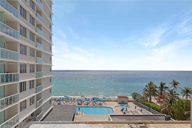 4 of 25 - 19201 Collins Ave 447, Sunny Isles Beach, FL