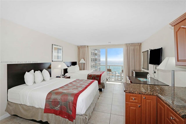 5 of 25 - 19201 Collins Ave 447, Sunny Isles Beach, FL