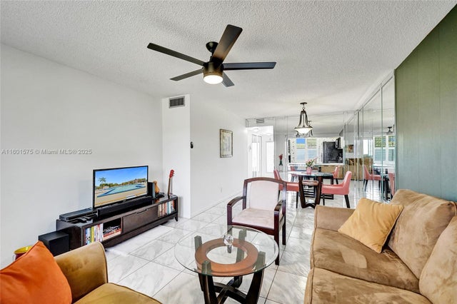 2 of 45 - 2748 Nw 104th Ave 308, Sunrise, FL