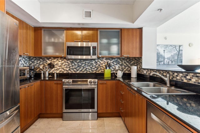 4 of 21 - 16699 Collins Ave 1907, Sunny Isles Beach, FL