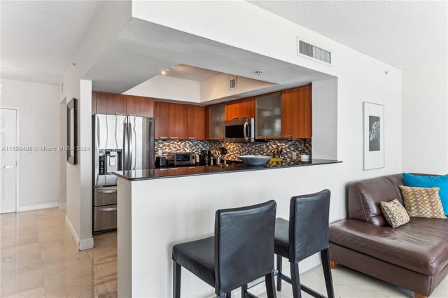 5 of 21 - 16699 Collins Ave 1907, Sunny Isles Beach, FL