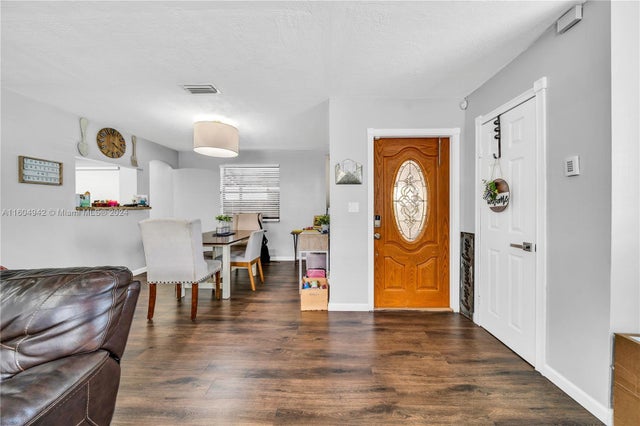 4 of 38 - 875 E 29th St, Hialeah, FL