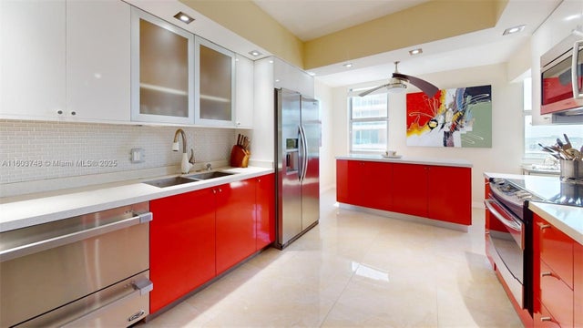 4 of 73 - 1912 S Ocean Dr 12c, Hallandale Beach, FL