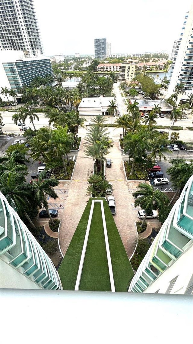 2 of 17 - 3901 S Ocean Dr 11s, Hollywood, FL