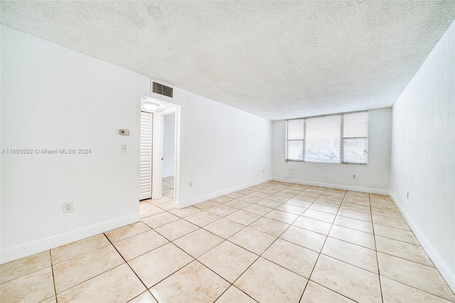 4 of 16 - 1805 Sans Souci Blvd 122, North Miami, FL