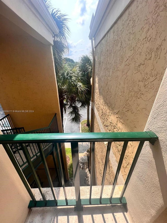 3 of 32 - 733 Riverside Dr 1236, Coral Springs, FL