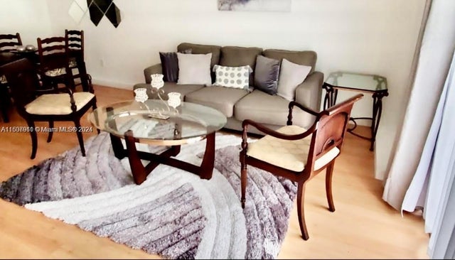 4 of 14 - 2350 Ne 135th St 212, North Miami, FL