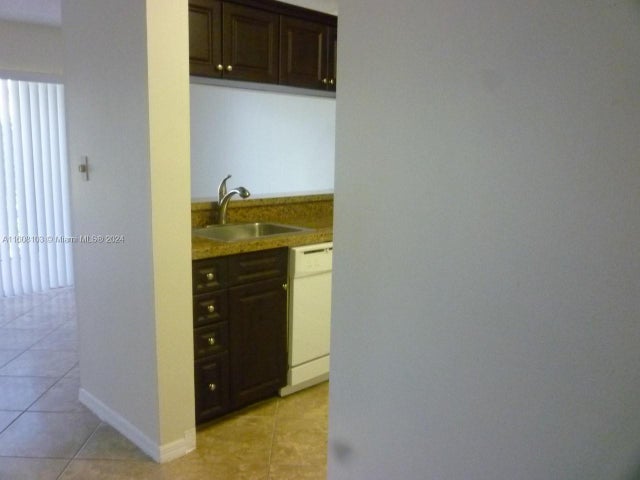 4 of 19 - 4102 Glenmoor Dr 4102, West Palm Beach, FL