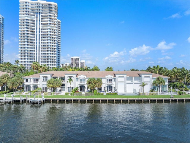 2 of 55 - 21301 Ne 38th Ave 58, Aventura, FL