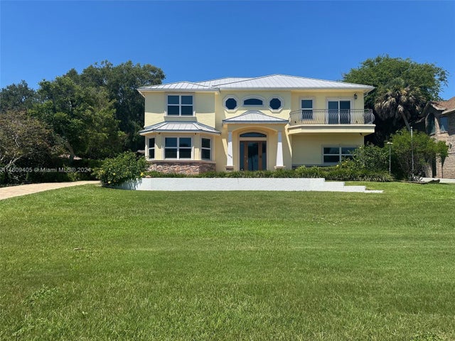 3 of 96 - 1613 N Indian River Drive, Cocoa, FL