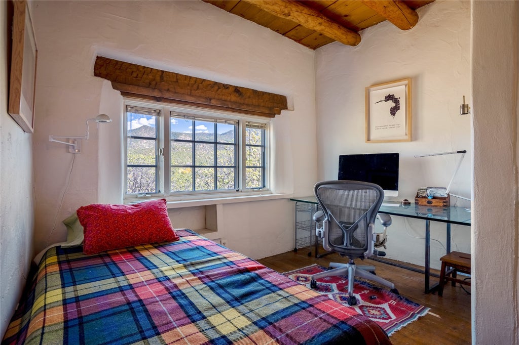 640 Camino De La Luz, Santa Fe Property Listing MLS® 202402512