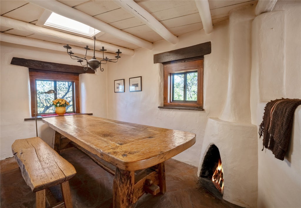 640 Camino De La Luz, Santa Fe Property Listing MLS® 202402512