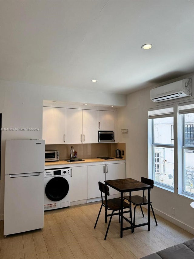 3 of 11 - 642 Michigan Ave 6, Miami Beach, FL