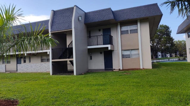 2 of 8 - 7925 S Colony Cir S 210, Tamarac, FL