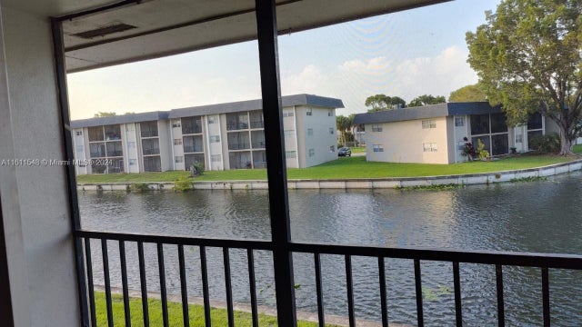 5 of 8 - 7925 S Colony Cir S 210, Tamarac, FL