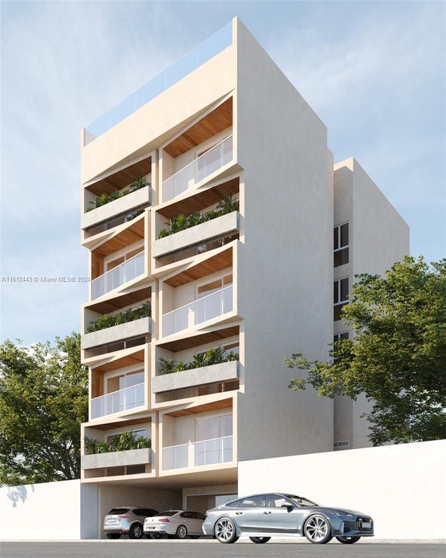 1 of 26 - Playa Del Carmen 35 Avenue, Playa Del Carmen, 