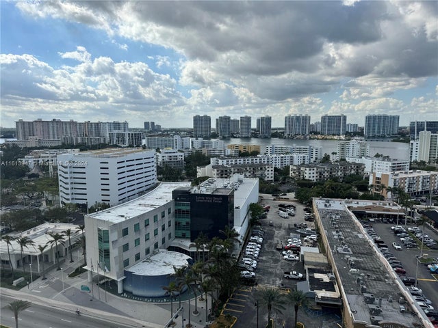 3 of 32 - 18001 Collins Ave 1018, Sunny Isles Beach, FL