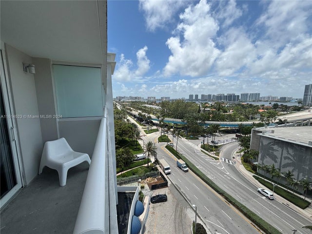 2 of 35 - 19201 Collins Ave 934, Sunny Isles Beach, FL