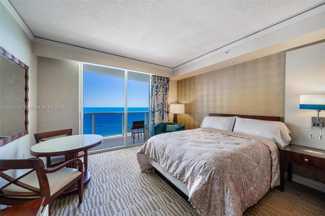 5 of 24 - 18001 Collins Ave 3006, Sunny Isles Beach, FL