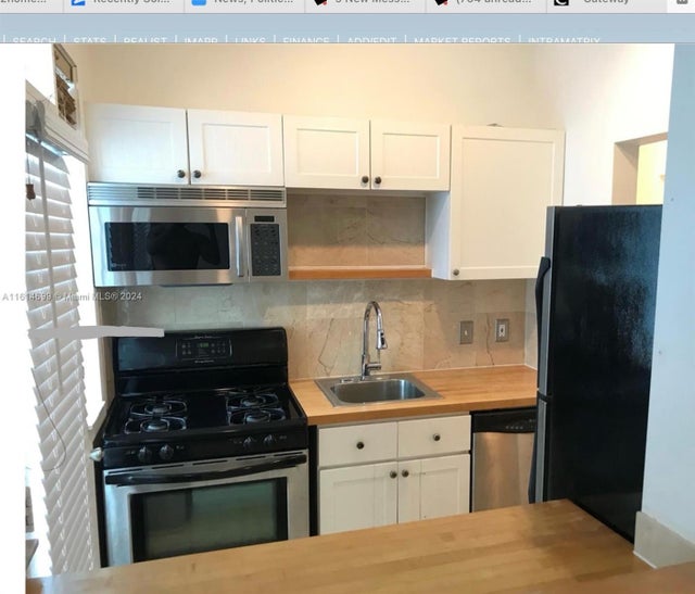 4 of 12 - 4710 Pine Tree Dr 45, Miami Beach, FL