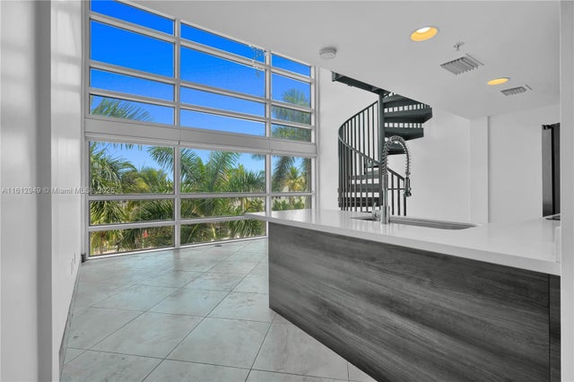 3 of 37 - 421 Meridian Ave 16, Miami Beach, FL