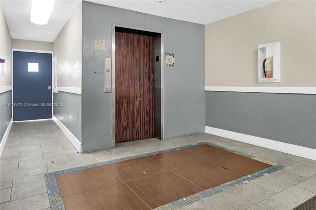 5 of 17 - 496 Nw 165th St Rd D-616, Miami, FL