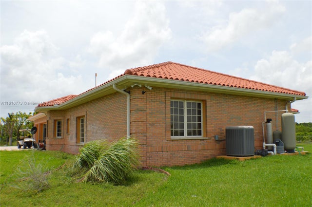 3 of 30 - 31002 Sw 212th Ave, Homestead, FL