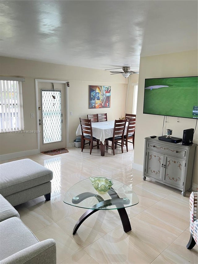 3 of 36 - 155 Suffolk D D, Boca Raton, FL