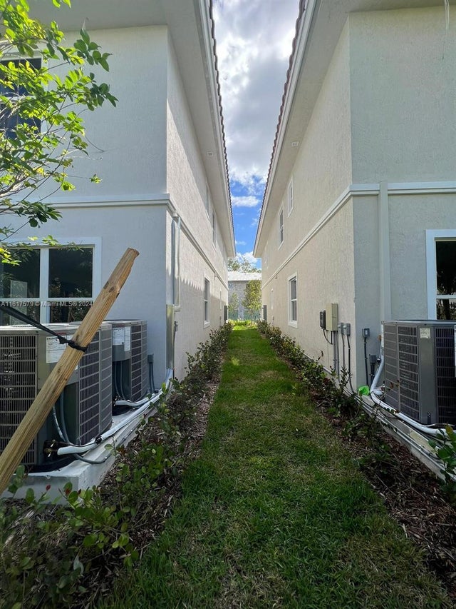 5 of 98 - N/A, Dania Beach, FL