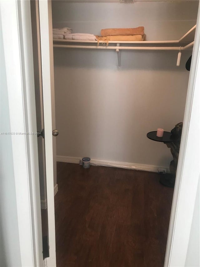 4 of 13 - 427 Golden Isles Dr 16b, Hallandale Beach, FL