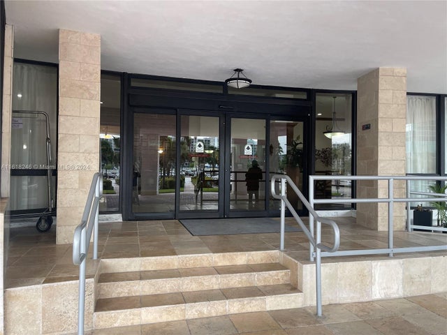 3 of 21 - 3505 S Ocean Dr 310, Hollywood, FL