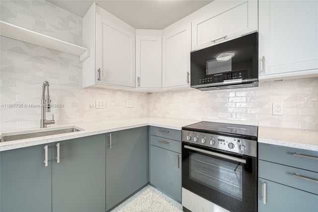 4 of 33 - 9700 E Bay Harbor Dr 508, Bay Harbor Islands, FL