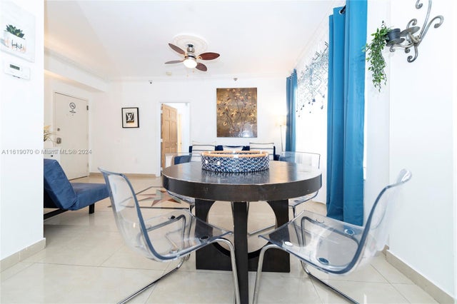 5 of 18 - 918 Ocean Dr 202, Miami Beach, FL