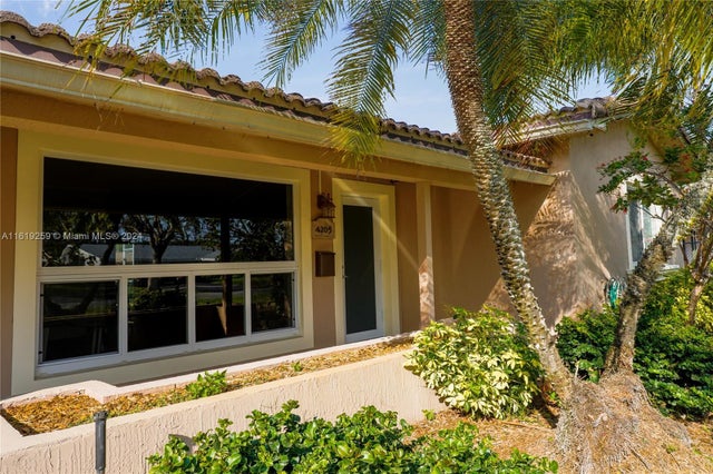 1 of 29 - 4205 Mckinley St, Hollywood, FL