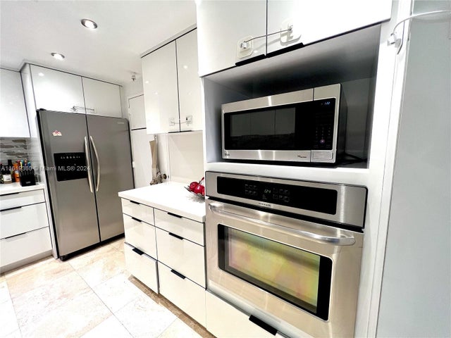 5 of 24 - 3901 S Ocean Dr 9b, Hollywood, FL